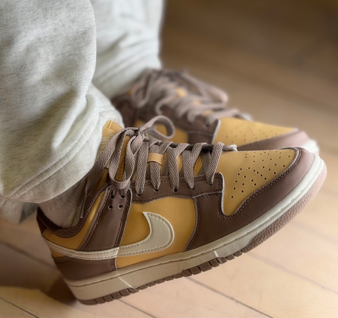 Alternative view of Giày Nike Dunk Low Next Nature 'Mink Brown' DD1873-201