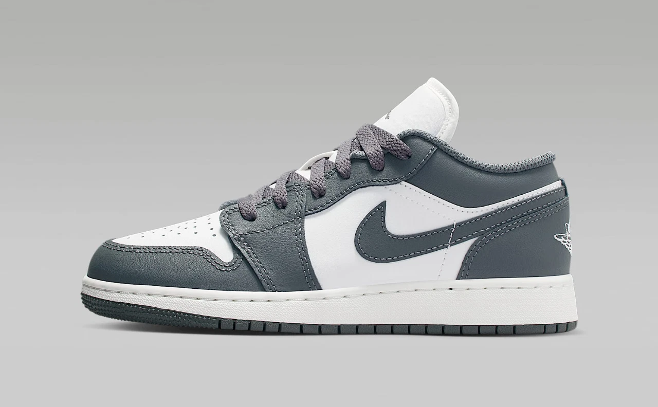 Alternative view of Giày Nike Air Jordan 1 Low 'Grey White' 553560-044