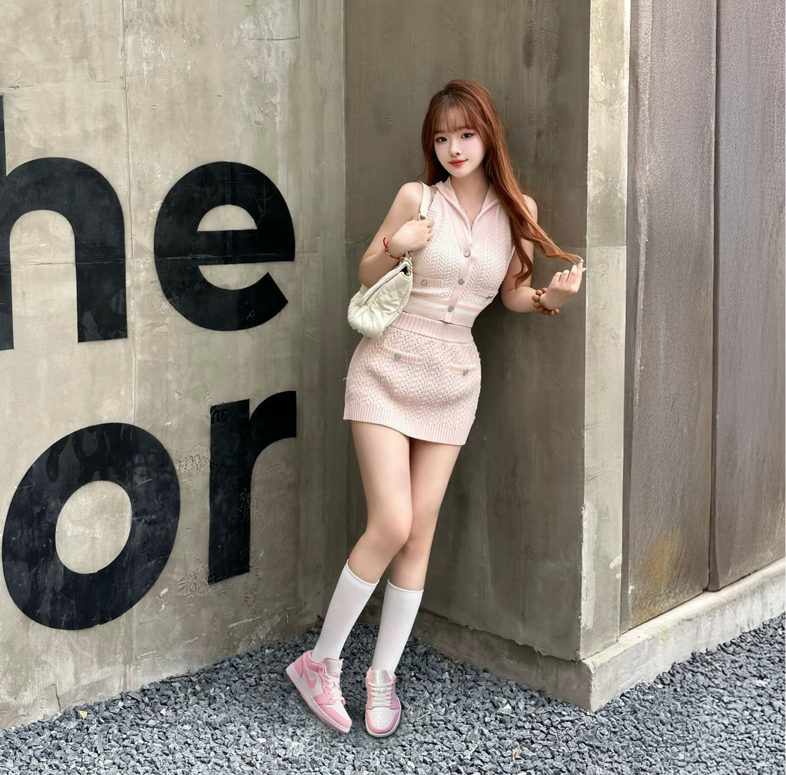 Alternative view of Giày Nike Air Jordan 1 Low 'Medium Soft Pink White' 553560-614