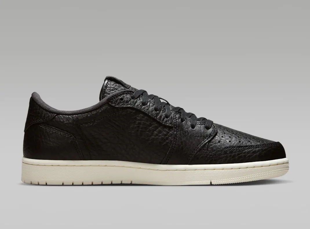 Alternative view of Giày Nike Air Jordan 1 Retro Low 'Swooshless Black' 848775-005