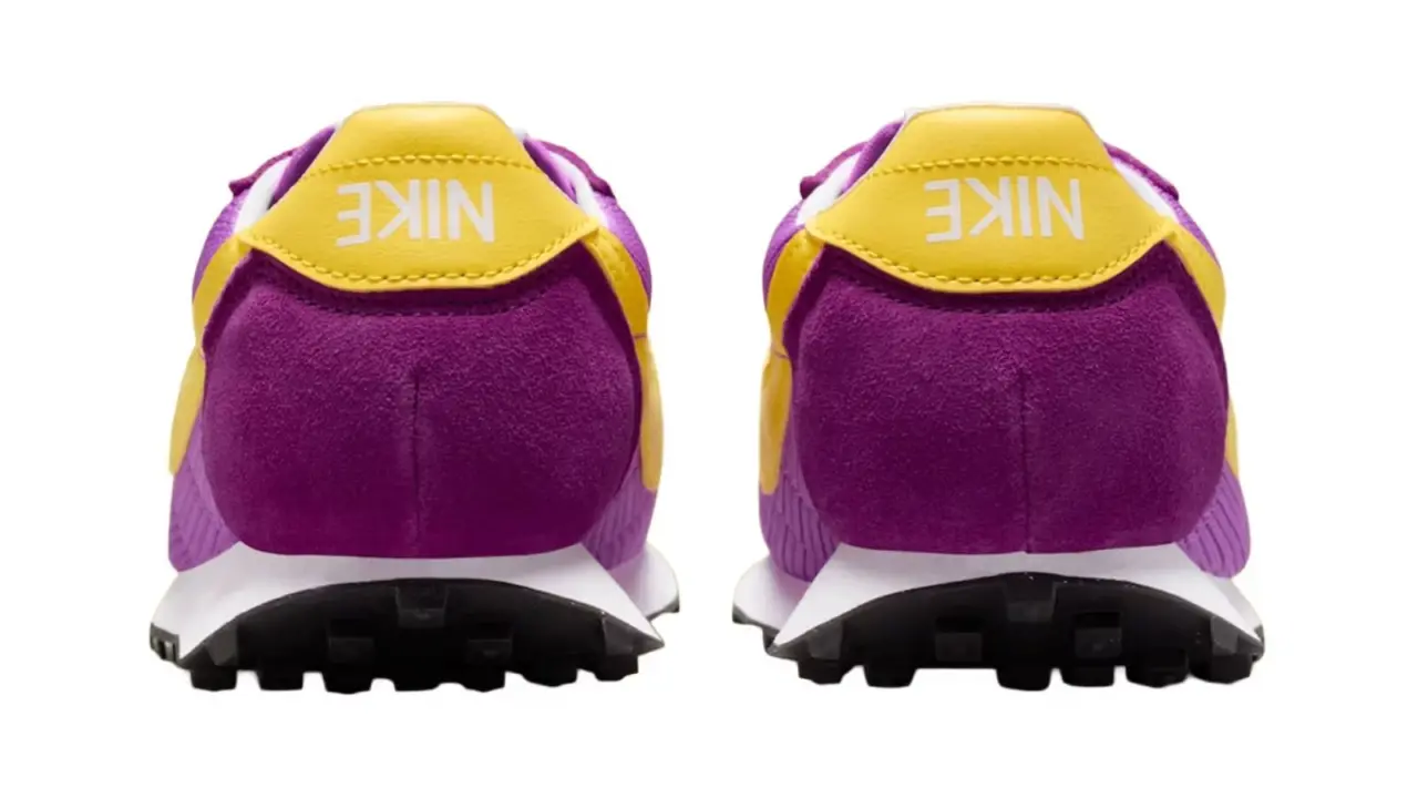 Hinh anh 3: Giay Nike va Converse phien ban Stranger Things mang phong cach thap nien 80, voi thiet ke goi nho den chieu khong gian 'Upside Down' cua bo phim.