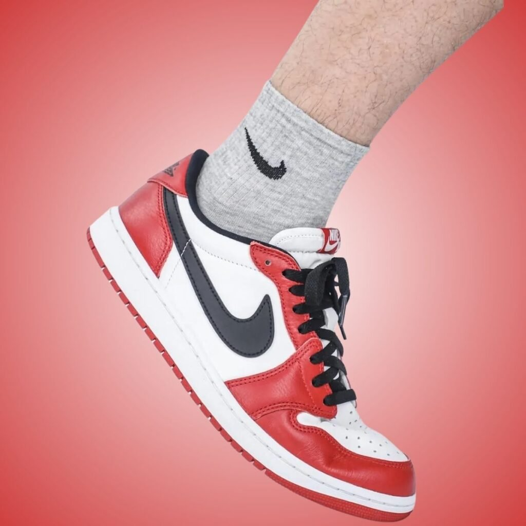 Giày Nike Air Jordan 1 Retro Low OG 'Chicago' HQ6998-600 - Ảnh 6