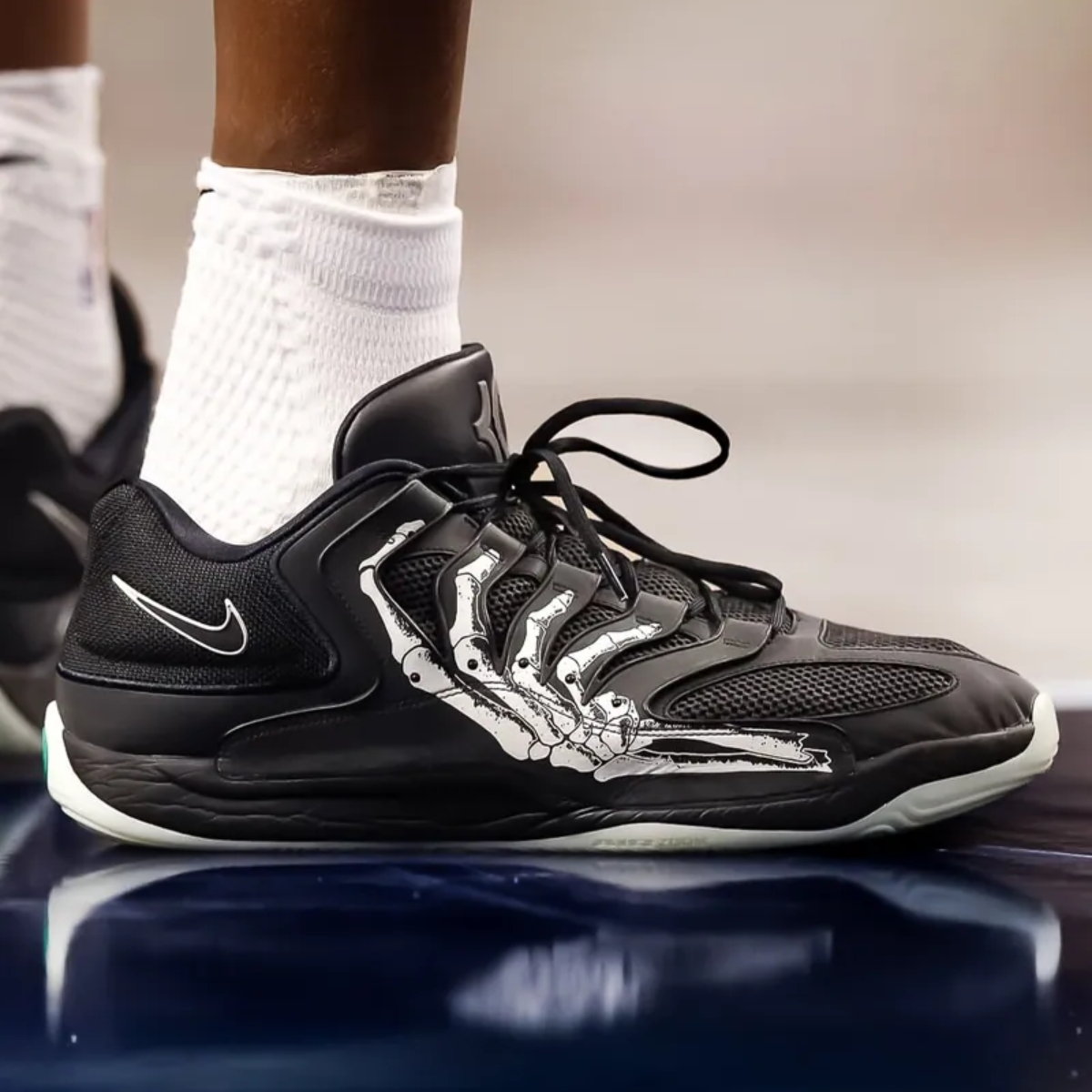 Alternative view of Giày Nike KD 18 EP ‘Slim Reaper’ IM1347-001