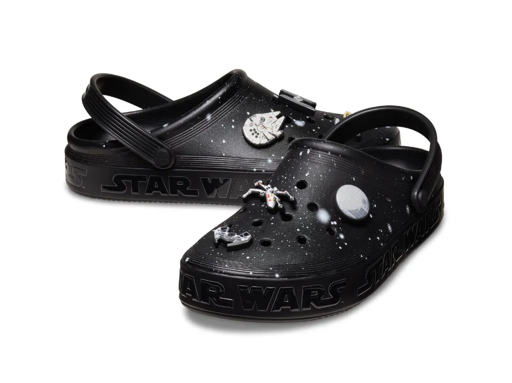 Alternative view of Dép Crocs Off Court Clog ‘Star Wars The Galaxy’ 209904-001