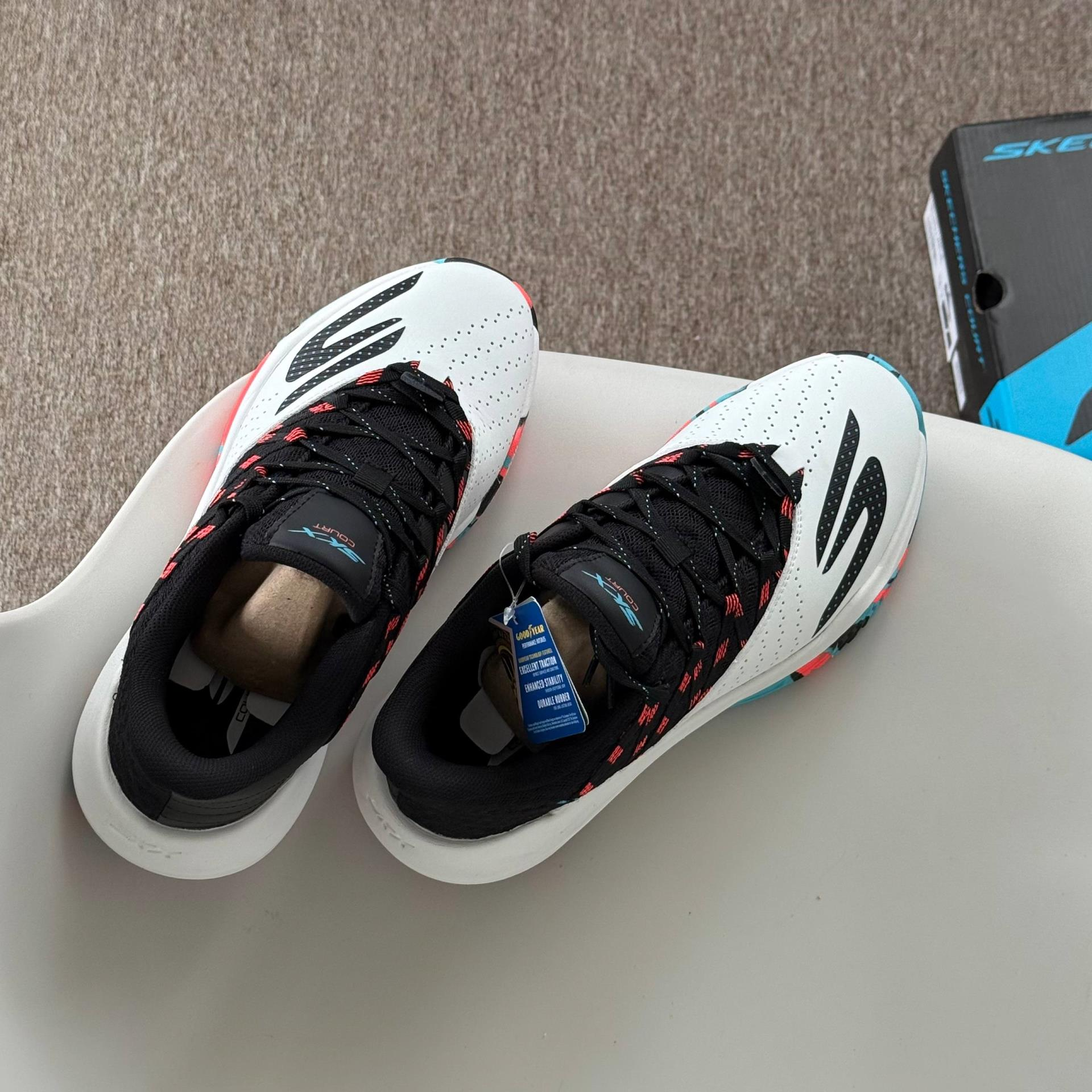 Alternative view of Giày Skechers Viper Court Rally 'White Black' 246110C-WPLB