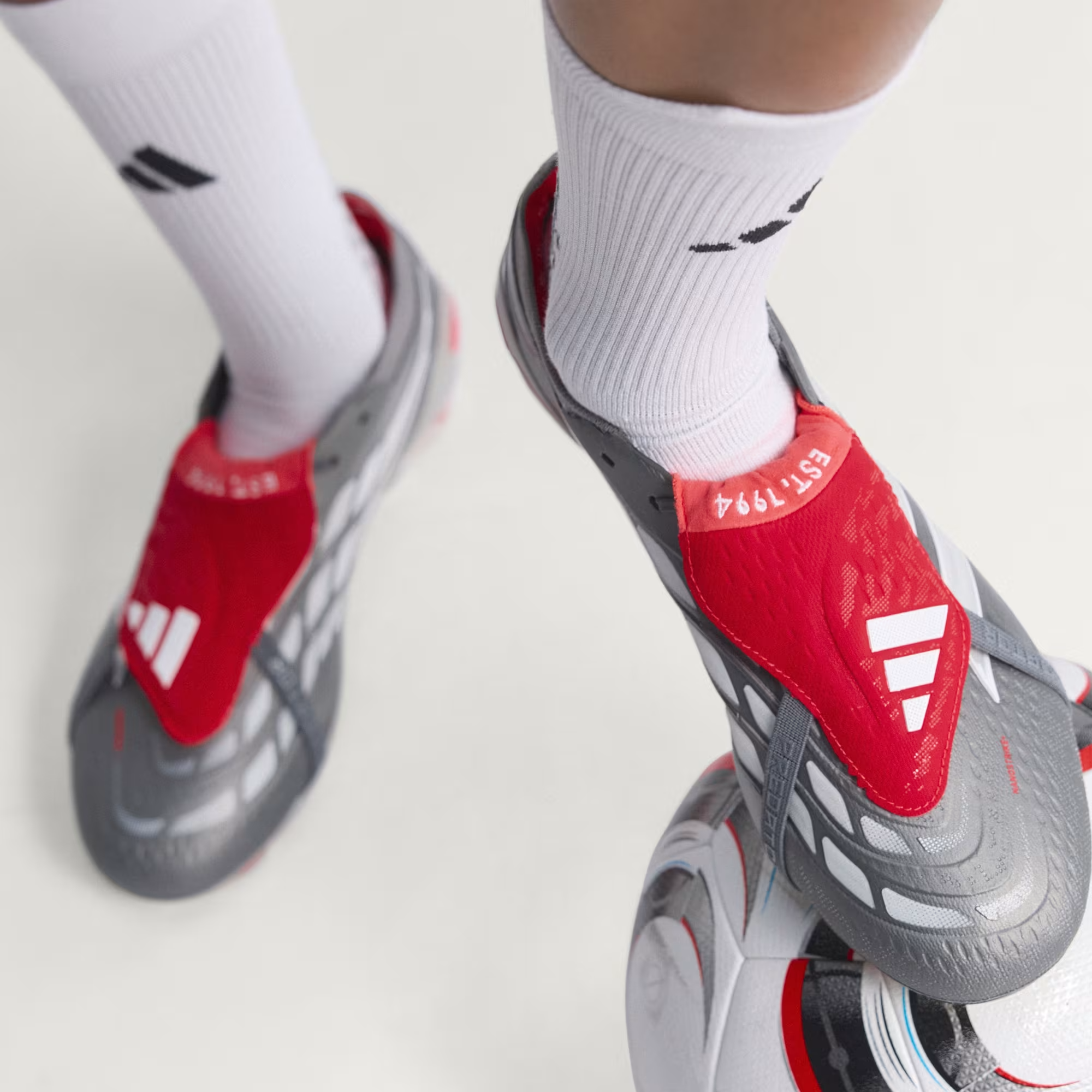 Giày Adidas Predator 'Finishers Steel Pack' JS0379 - Ảnh 5