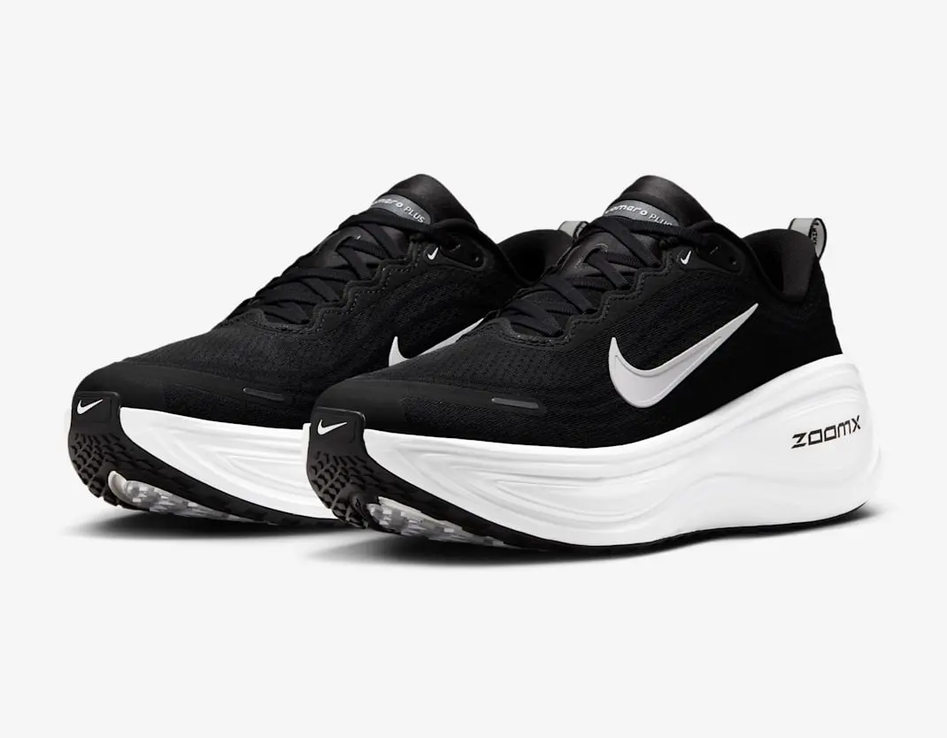 Alternative view of Giày Nike Vomero Plus 'Metallic Dark' HV8150-002