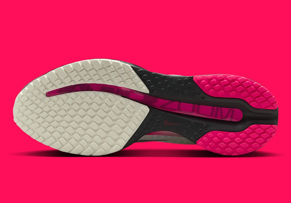 Nike Pegasus Premium phiên bản “Năm Ngựa” và cảm hứng Tết Nguyên Đán