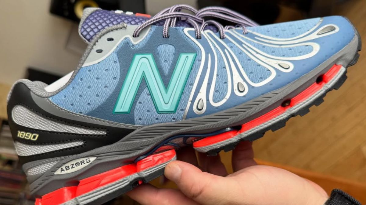 Hinh anh giay New Balance 1890 'Blue' hop tac voi Action Bronson