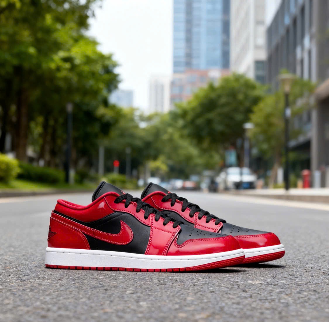 Alternative view of Giày Nike Air Jordan 1 Low SE 'Red Black' HV4089-006
