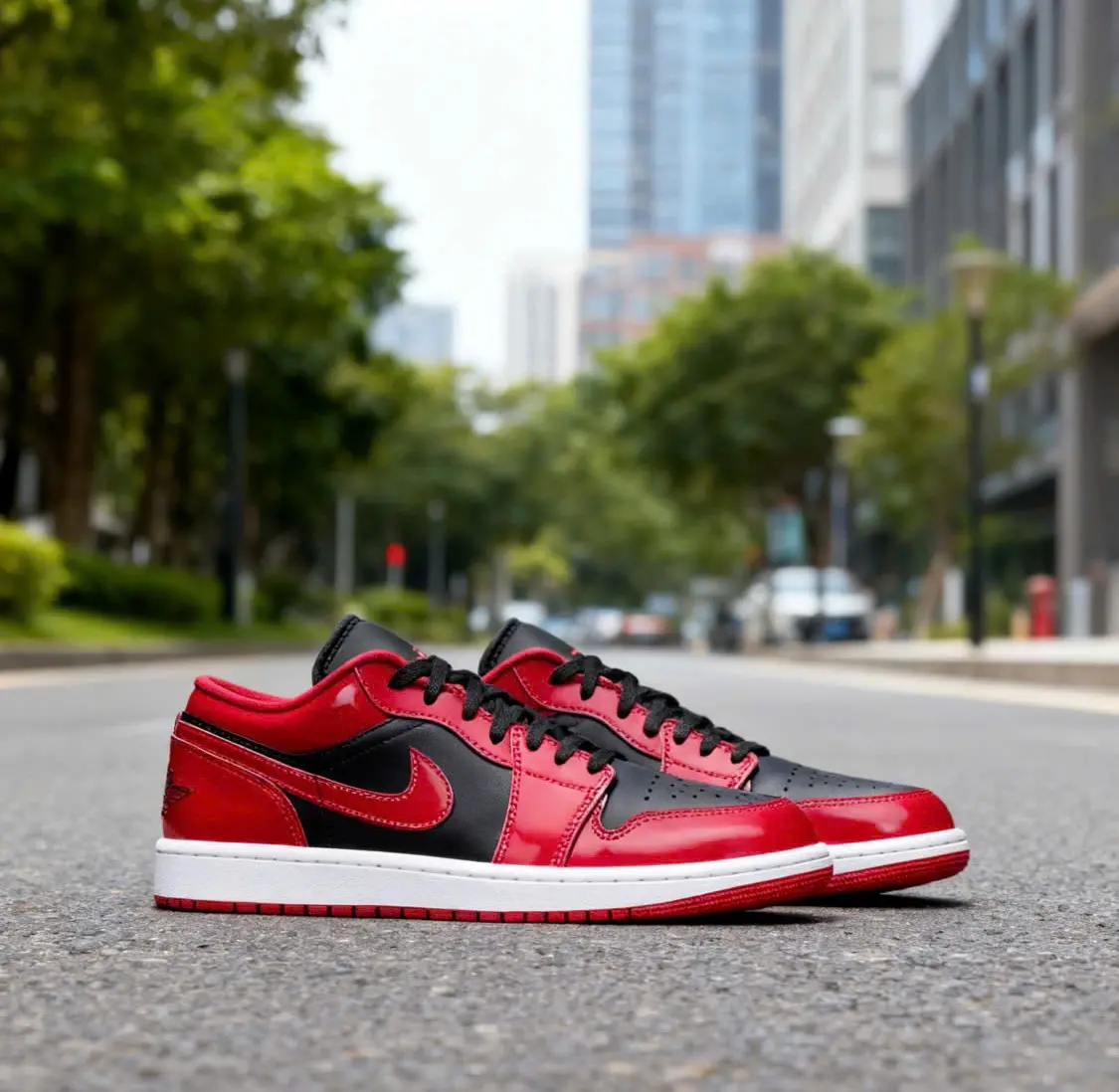 Alternative view of Giày Nike Air Jordan 1 Low SE 'Red Black' HV4089-006