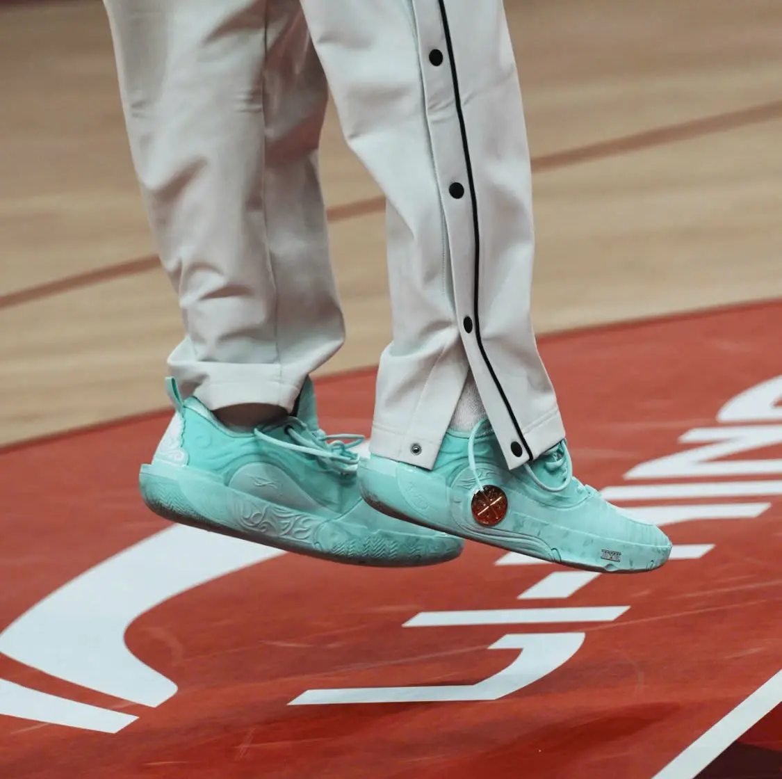 Alternative view of Giày Lining Way Of Wade 12 'Island Blue' ABAV085-16
