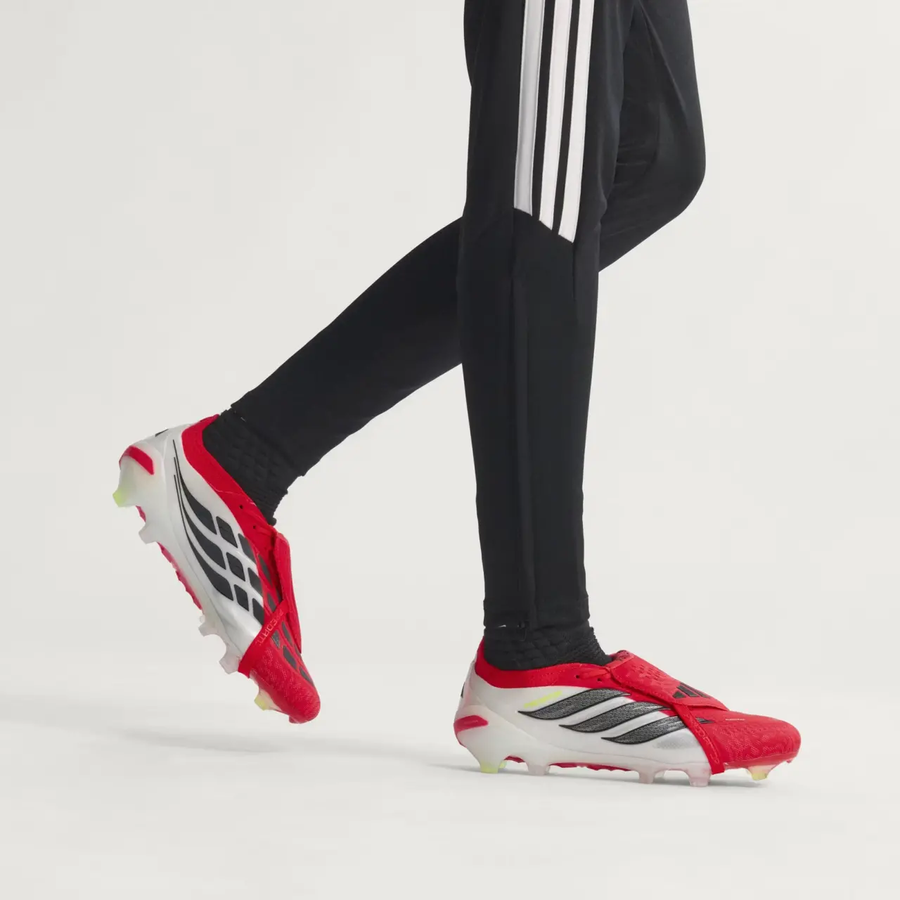 Alternative view of Giày Adidas Predator Elite 'Born for Goals Pack' JS0380