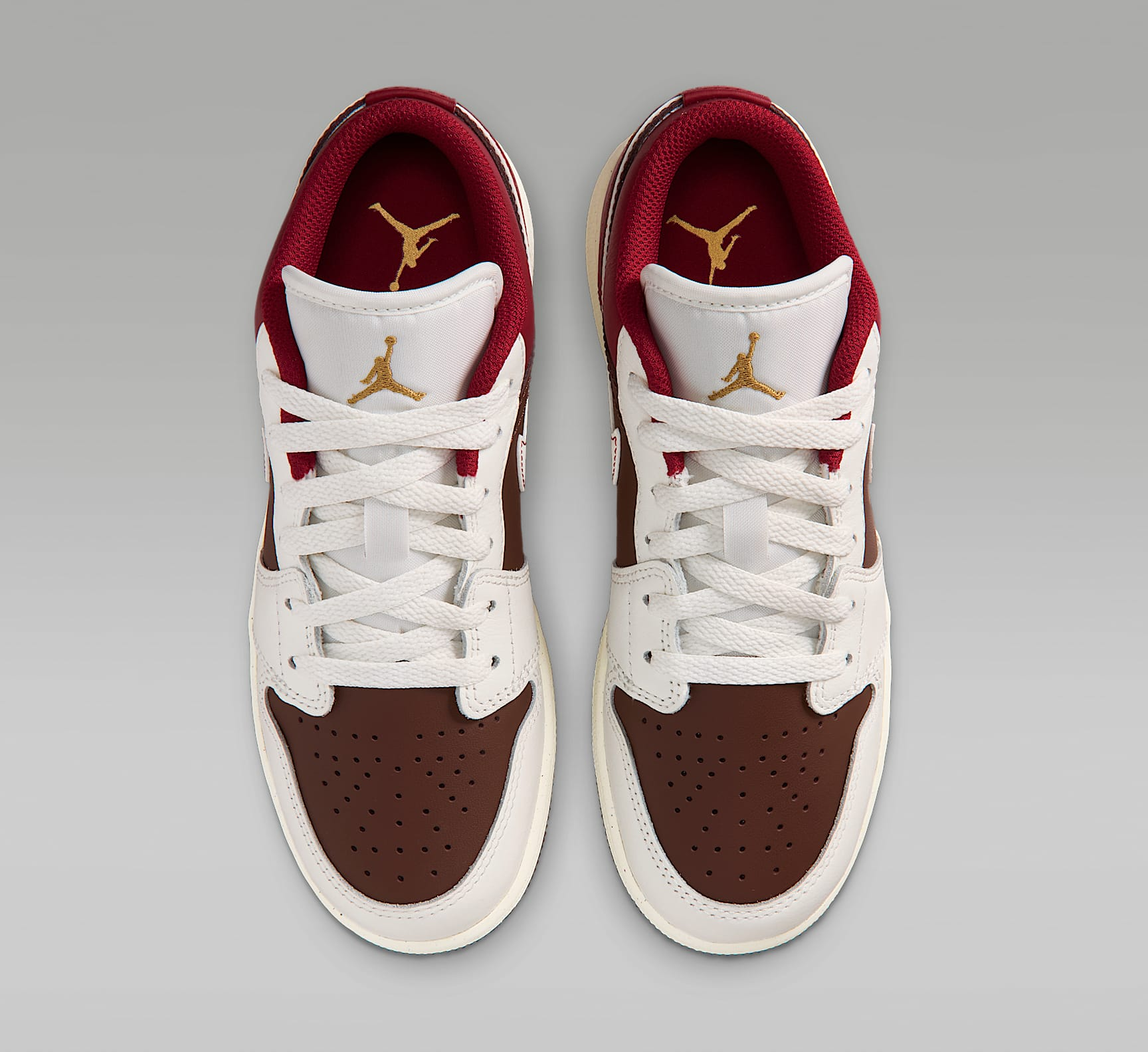 Alternative view of Giày Nike Air Jordan 1 Low SE 'Sail White' IR7600-211