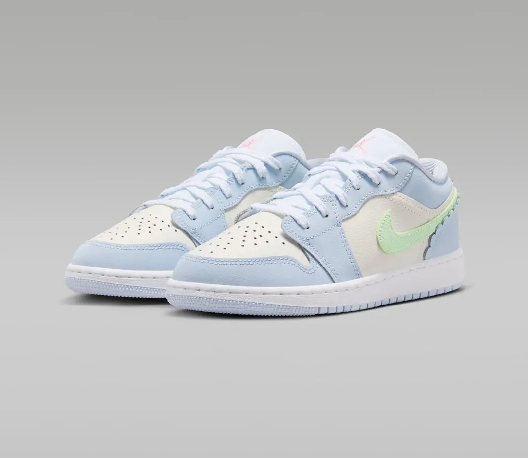Alternative view of Giày Nike Air Jordan 1 Low SE ‘Half Blue’ IB7113-403