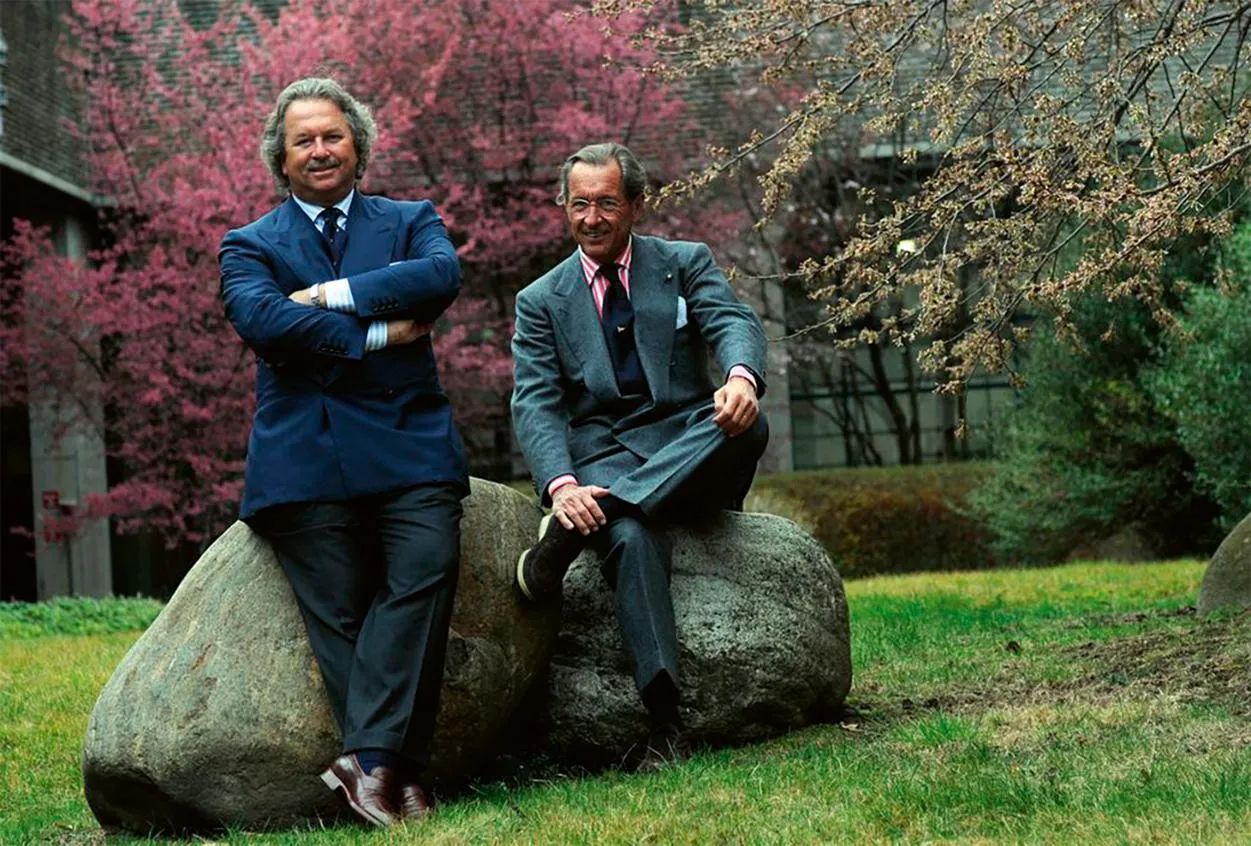 Hinh anh 2: Logo thuong hieu Loro Piana voi tong do kummel dac trung