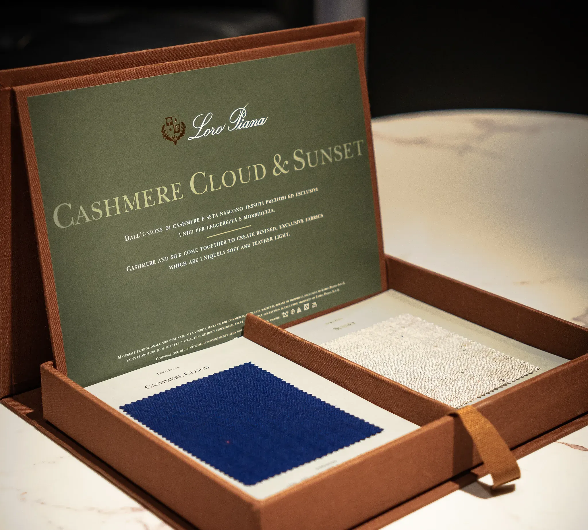 Hinh anh 4: Logo thuong hieu Loro Piana voi tong do kummel dac trung