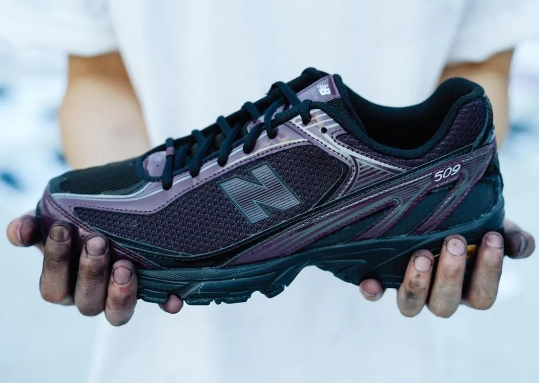 Hinh anh New Balance 509 voi thiet ke Y2K va phoi mau Stoneware