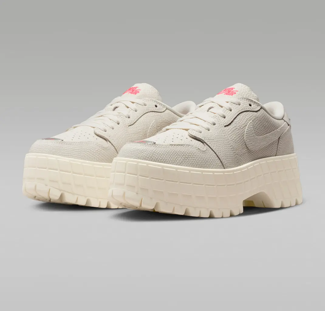 Alternative view of Giày Nike Air Jordan 1 Low Brooklyn ‘Pale Ivory’ IR0835-110