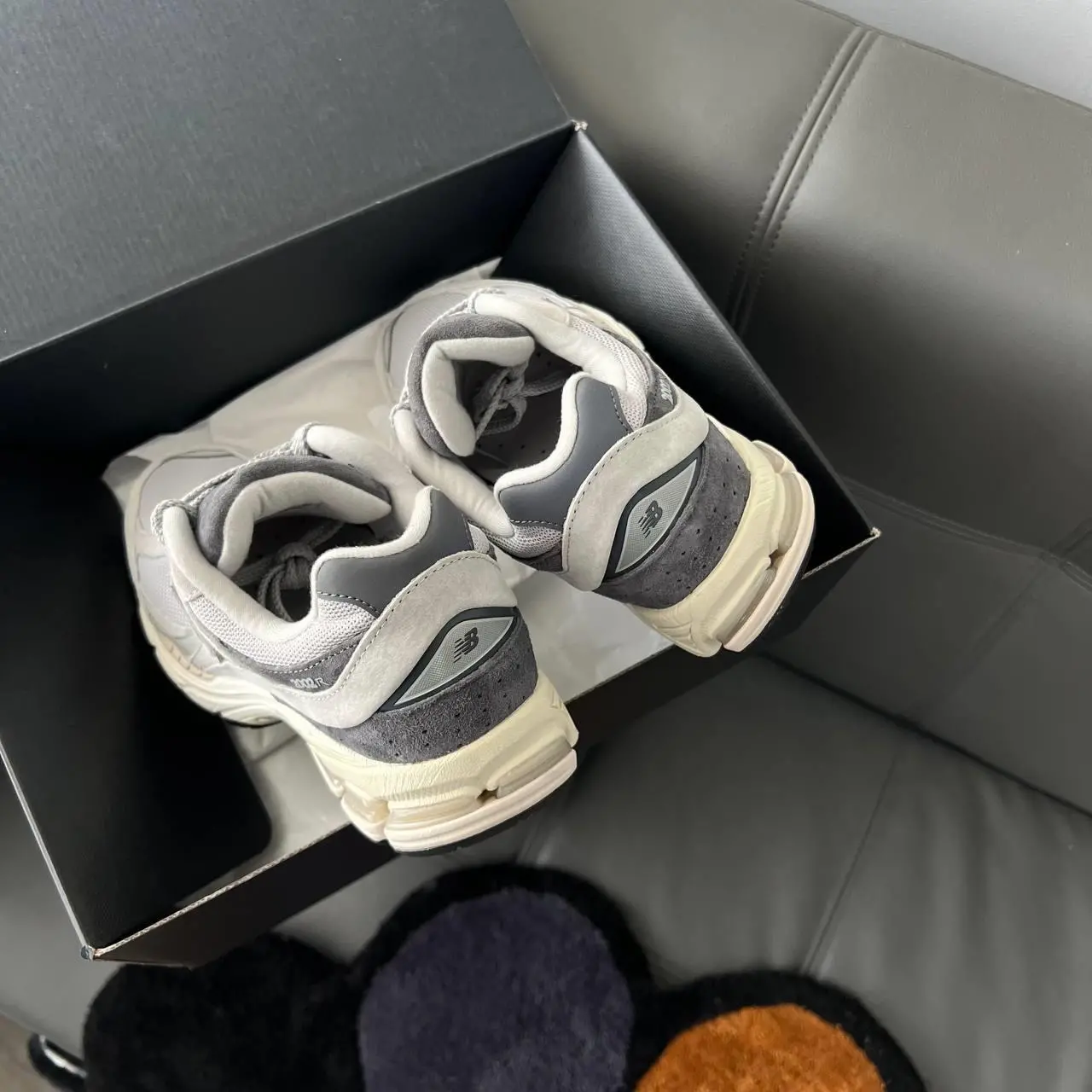 Alternative view of Giày New Balance 2002R 'Light Dark Grey' M2002RJD