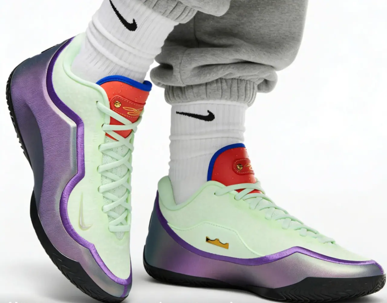 Alternative view of Giày Nike LeBron 23 ‘Volt Tint’ IH1514-700