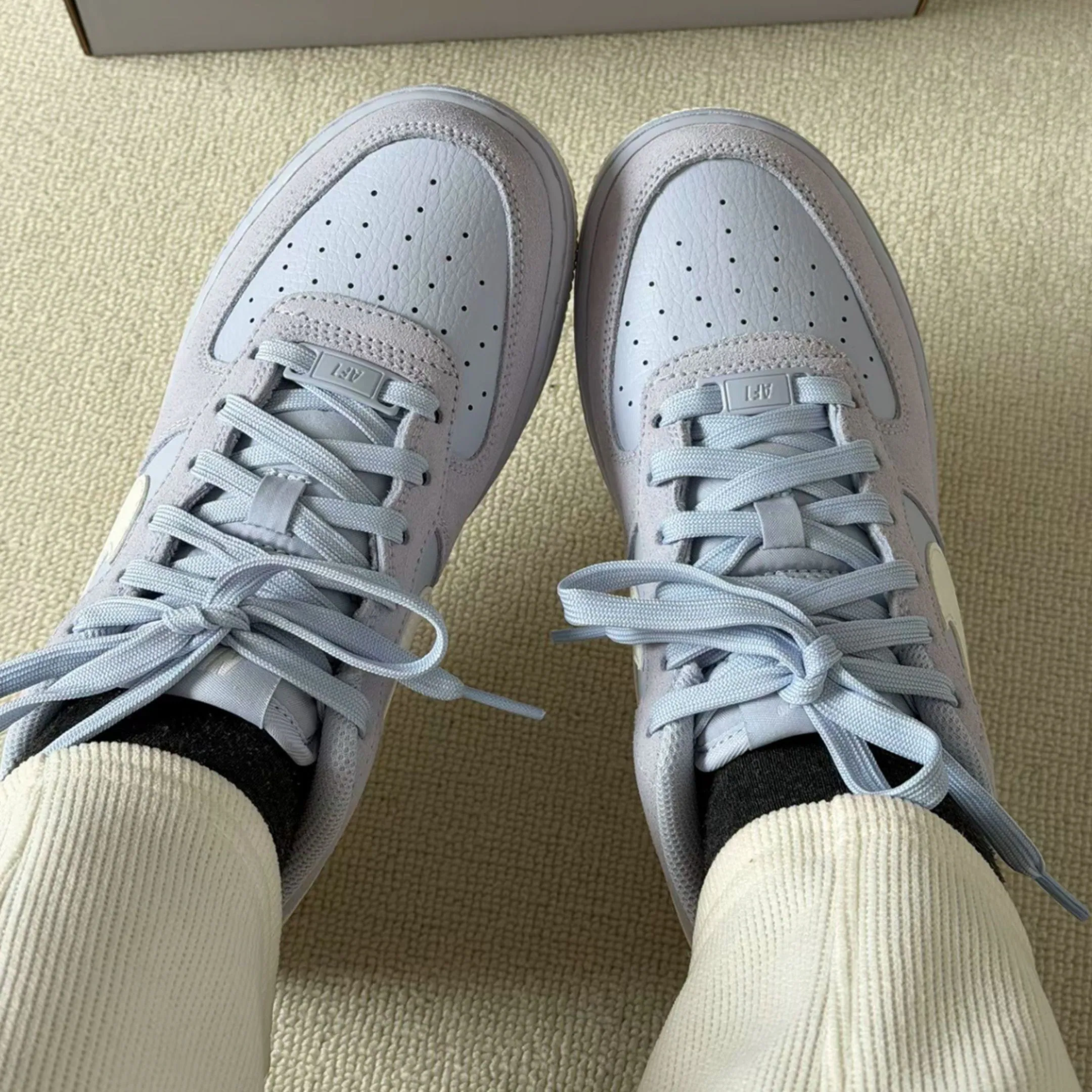 Alternative view of Giày Nike Air Force 1 LV8 2 'Ghost' HV4760-002