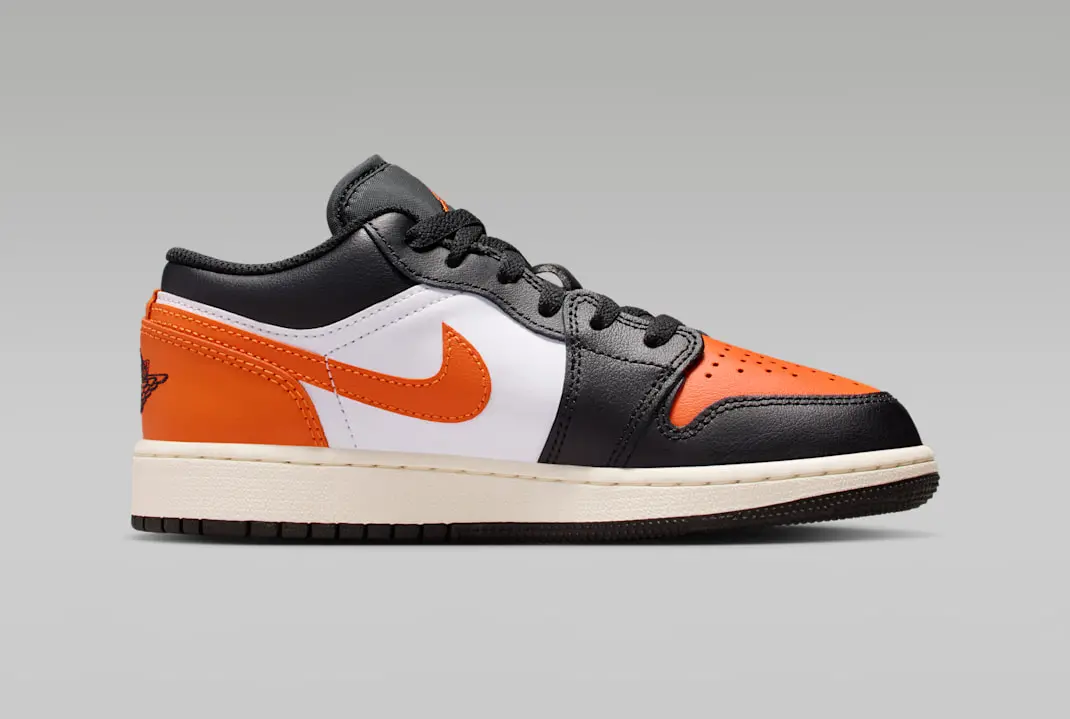 Alternative view of Giày Nike Air Jordan 1 Low 'Starfish' 553560-081