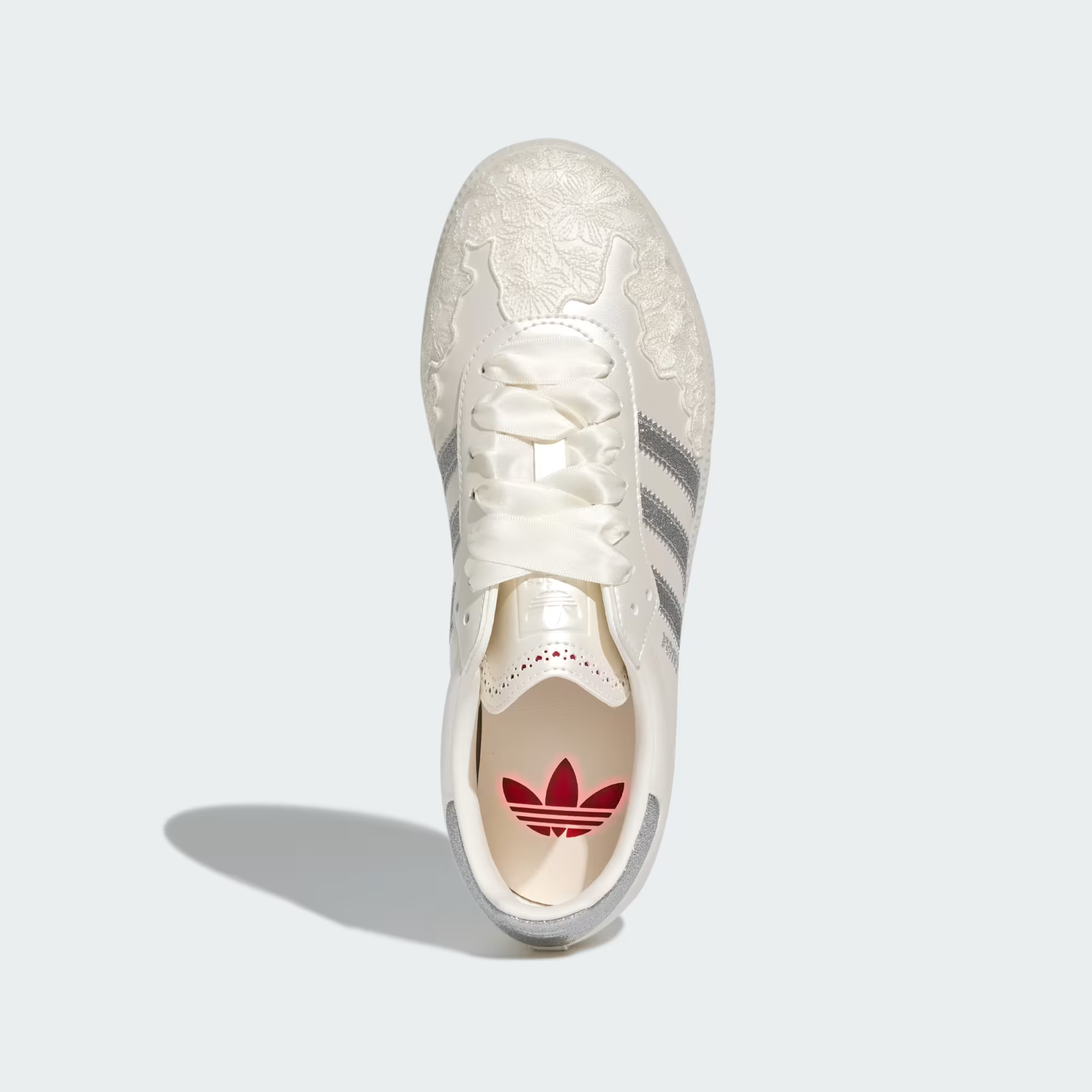 Alternative view of Giày Adidas Samba OG 'Chalk White Silver Metallic' HP3658