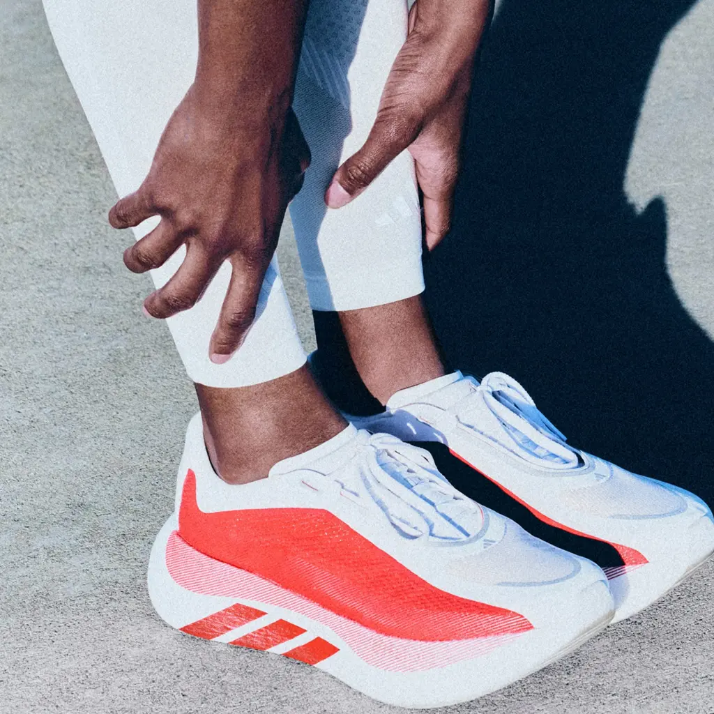 Alternative view of Giày Adidas Hyperboost Edge Wmns 'Pure Ruby' KI1916