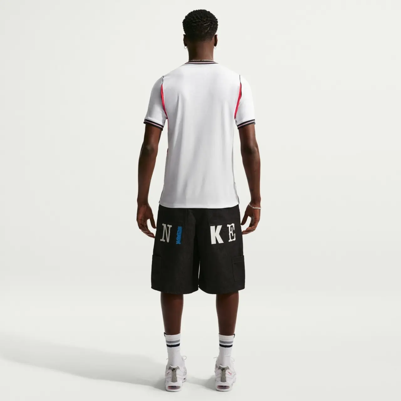 Alternative view of Áo Nike England 2026 Stadium Home Jersey 'White' IB5290-100