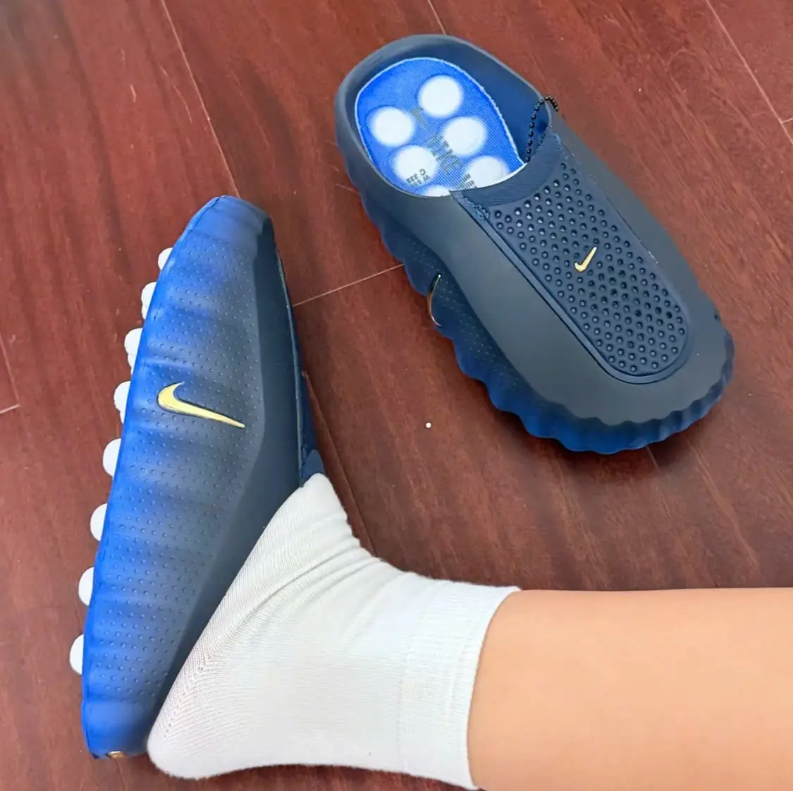 Alternative view of Dép Nike Mind 001 Slide 'Blue Game Royal' HQ4307-400