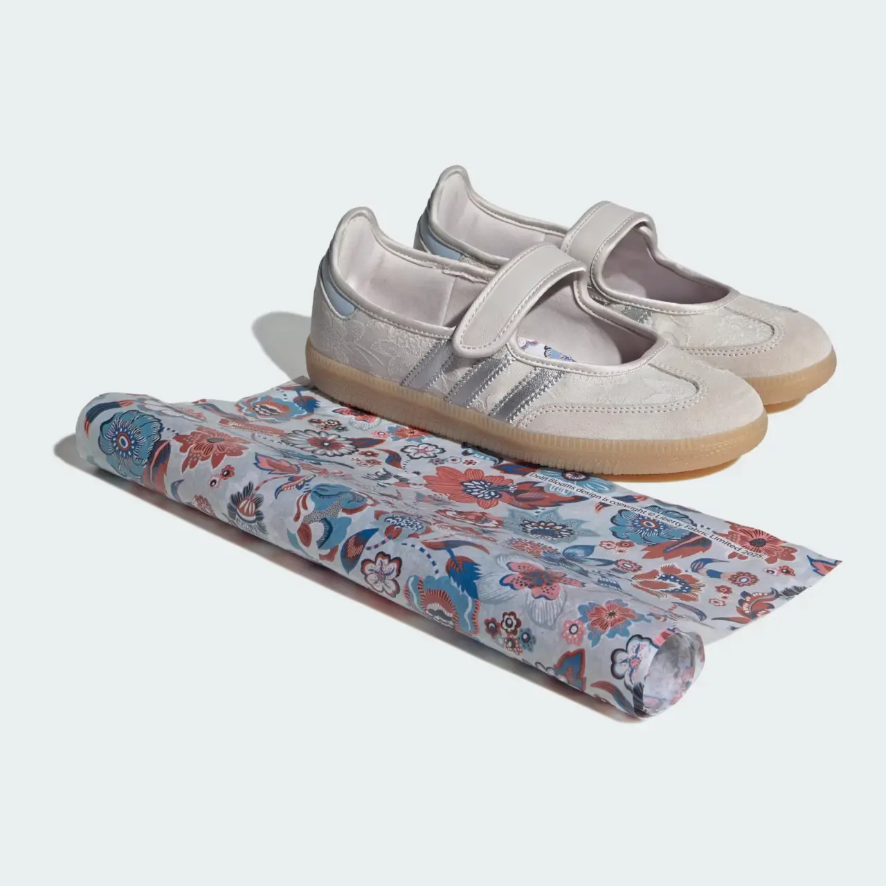 Alternative view of Giày Adidas Samba Jane 'Liberty London' IH6978