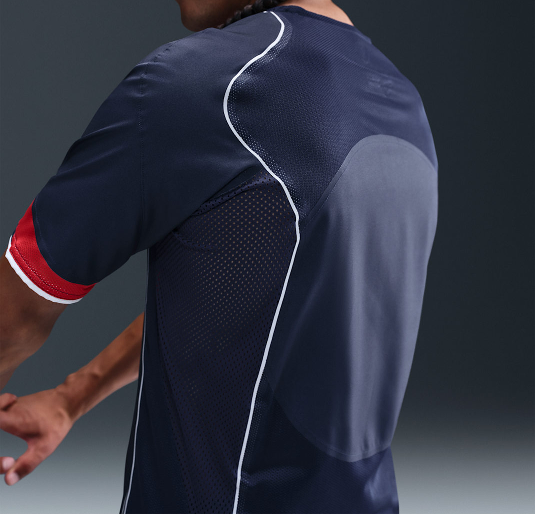 Alternative view of Áo Nike Paris Saint-Germain 2004 Total 90 Reissue IF9578-410