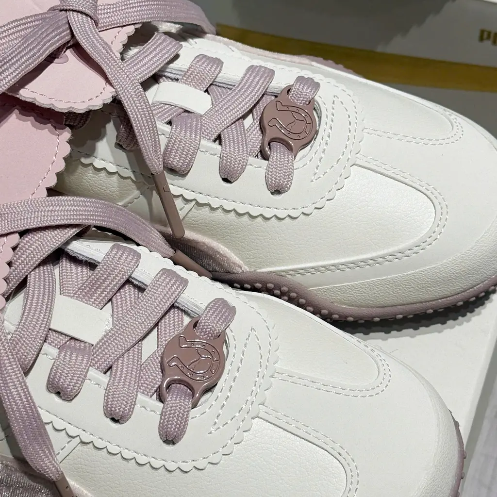 Alternative view of Giày Puma Bella UT Year of Horse 'Mist-Rose Latte' 406665-01