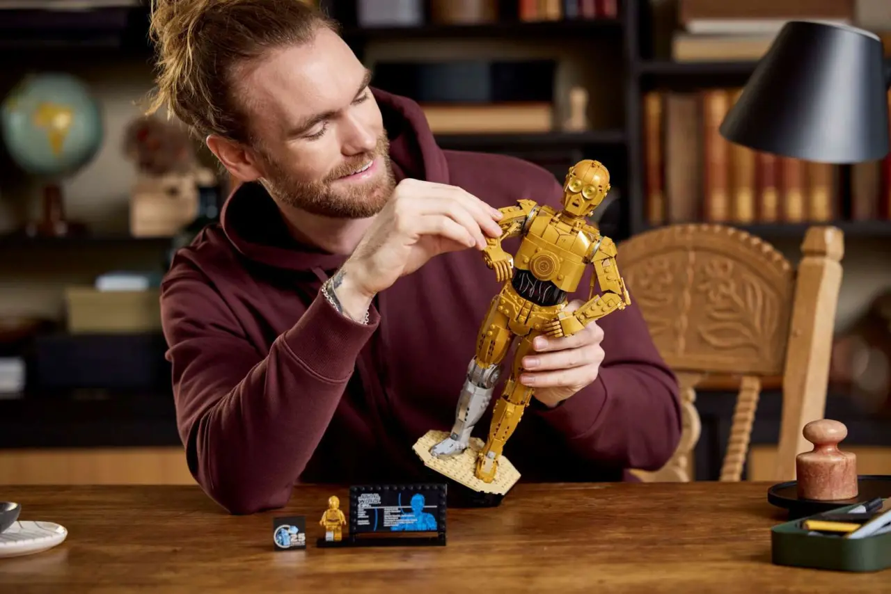 Alternative view of Mô Hình Lego C-3PO™ 75398