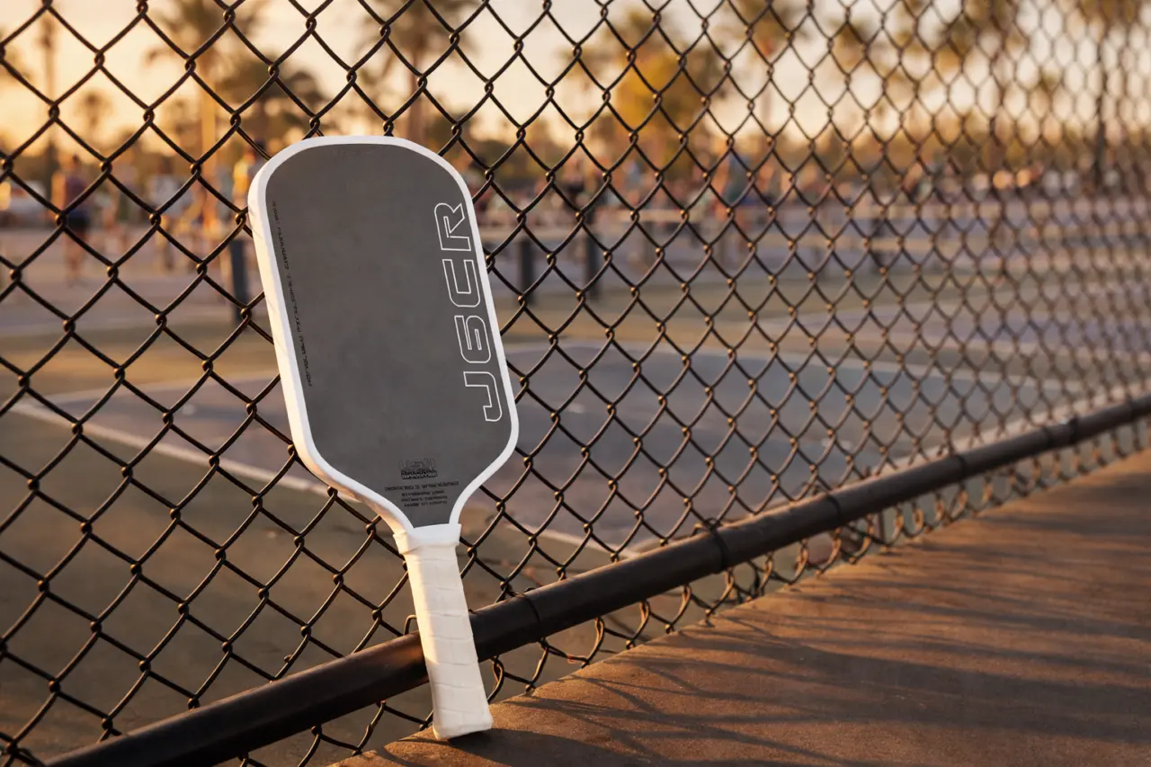 Alternative view of Vợt Pickleball Honolulu J6CR Sword & Shield 'White'