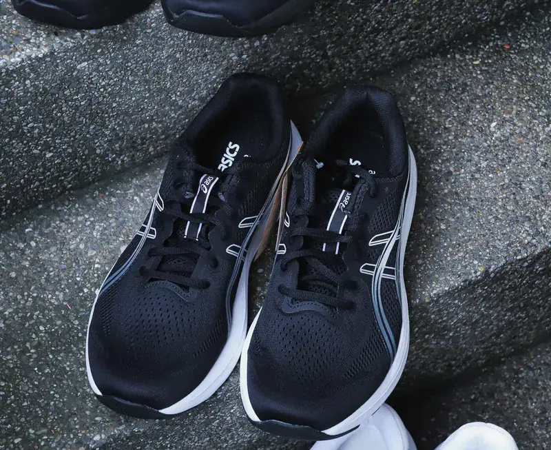 Alternative view of Giày Asics Gel-Contend 10 ‘Black’ 1011C250-003