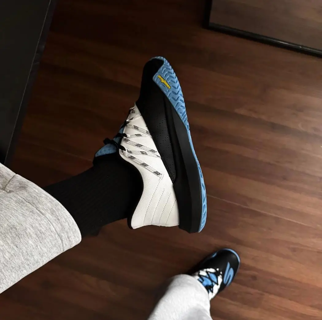 Alternative view of Giày Skechers Viper Court Rally 'White Black' 246110-WBKB